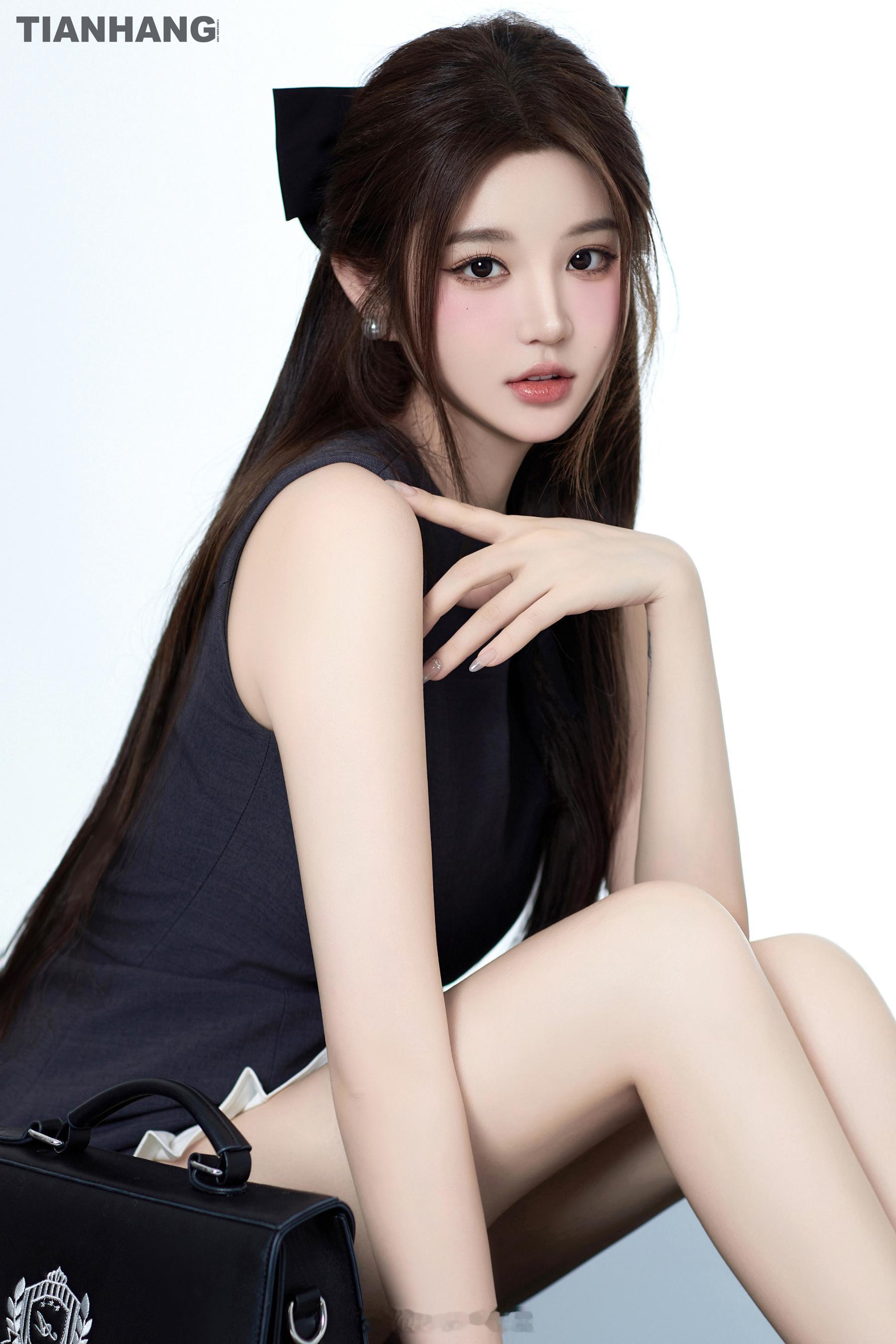 ✨棚拍分享重返18岁！韩系女高即视感拉满💫天航工作室韩系棚拍学院风时尚韩杂