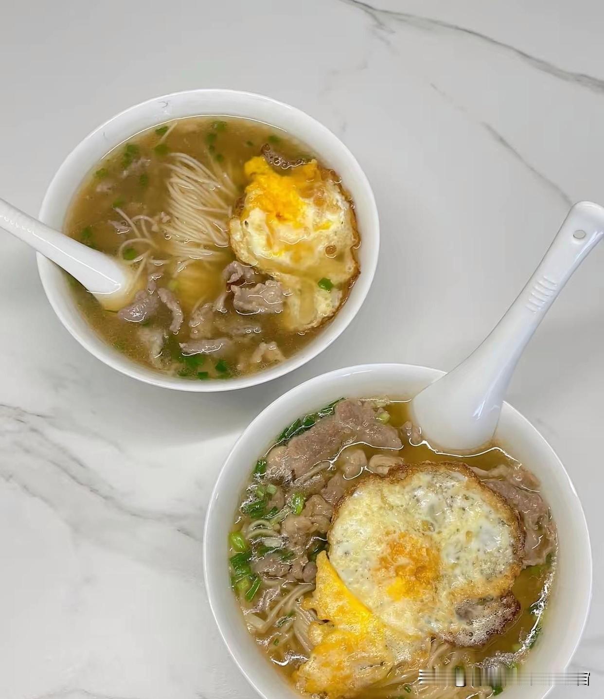 失业在家后才发现，人活着根本花不了什么钱。只需要租个二三百块钱的房子，自己做饭