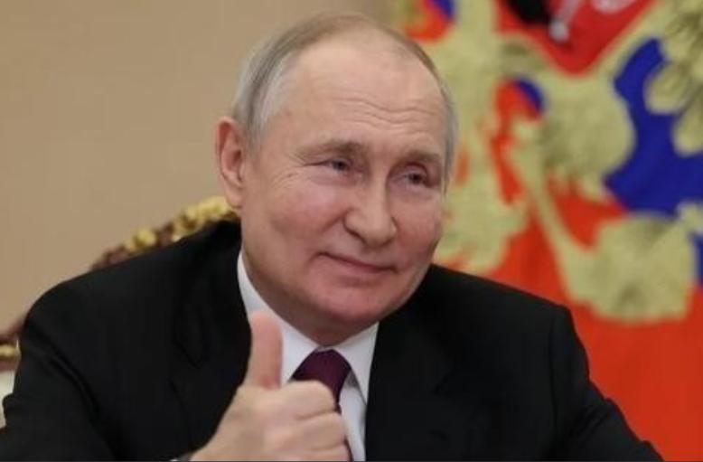 普京曾被问中国在建第四艘航母担不担心，普京：我为什么要担心？中国造航母和美国目的