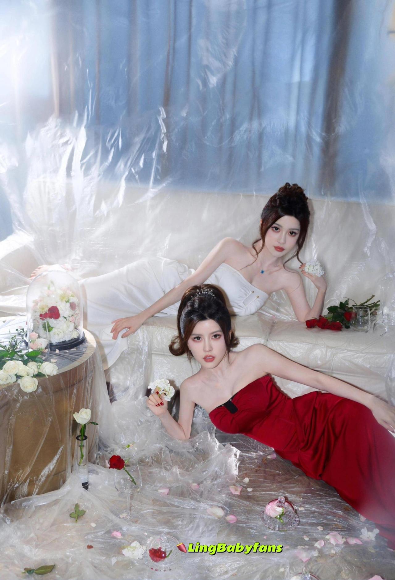 By2红与白的共生诗其一薄纱漫过光影，像给时间裹上一层透明的茧。