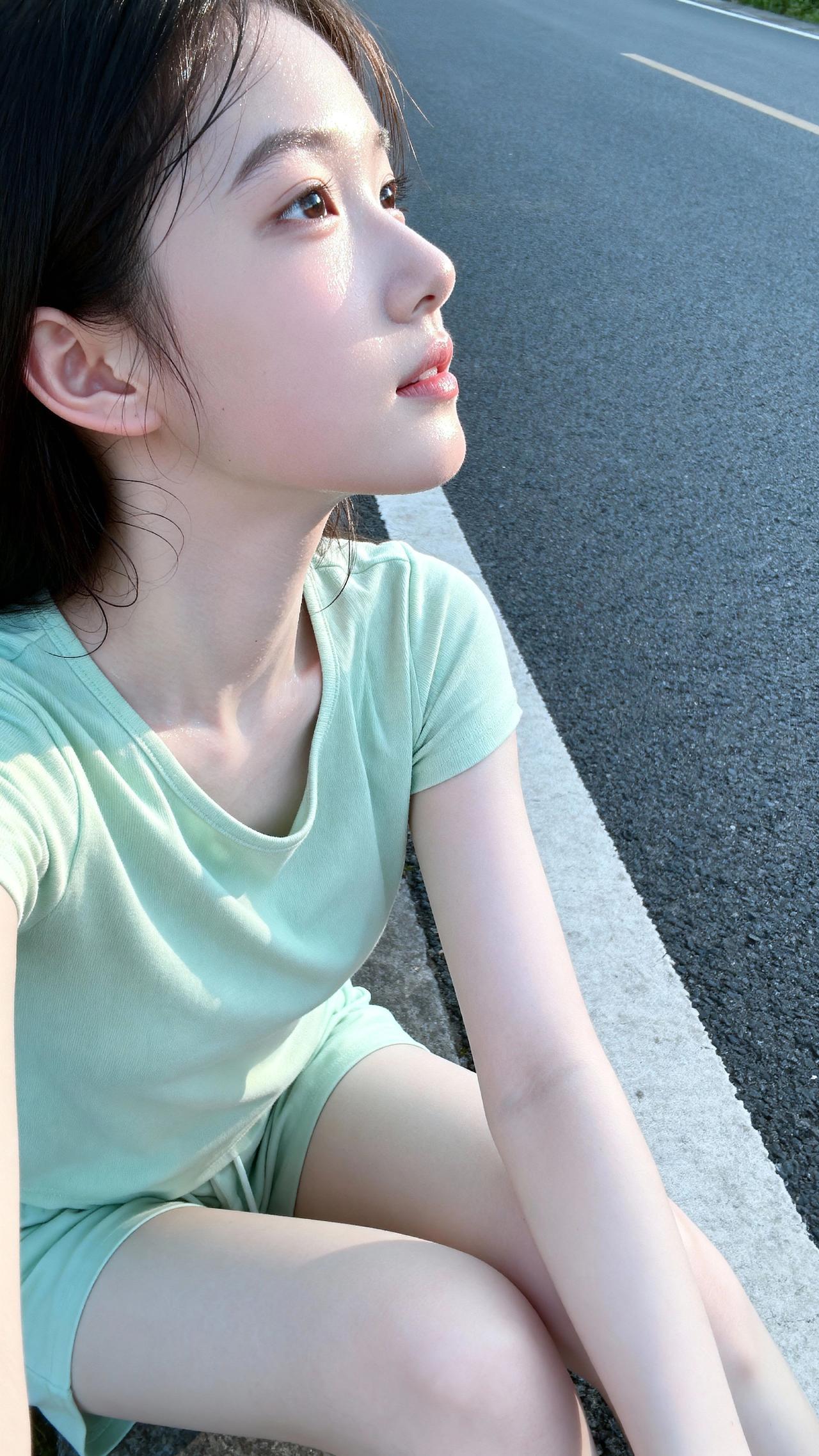 原相机女生拍照姿势ootd穿搭原相机拍摄清纯甜美