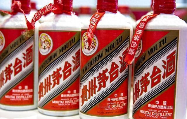 最近飞天茅台价格可太有看头了。12日到13日，市场价短暂跌破1499元