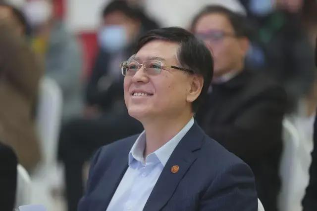 暴增1600亿, 联想闷声发大财