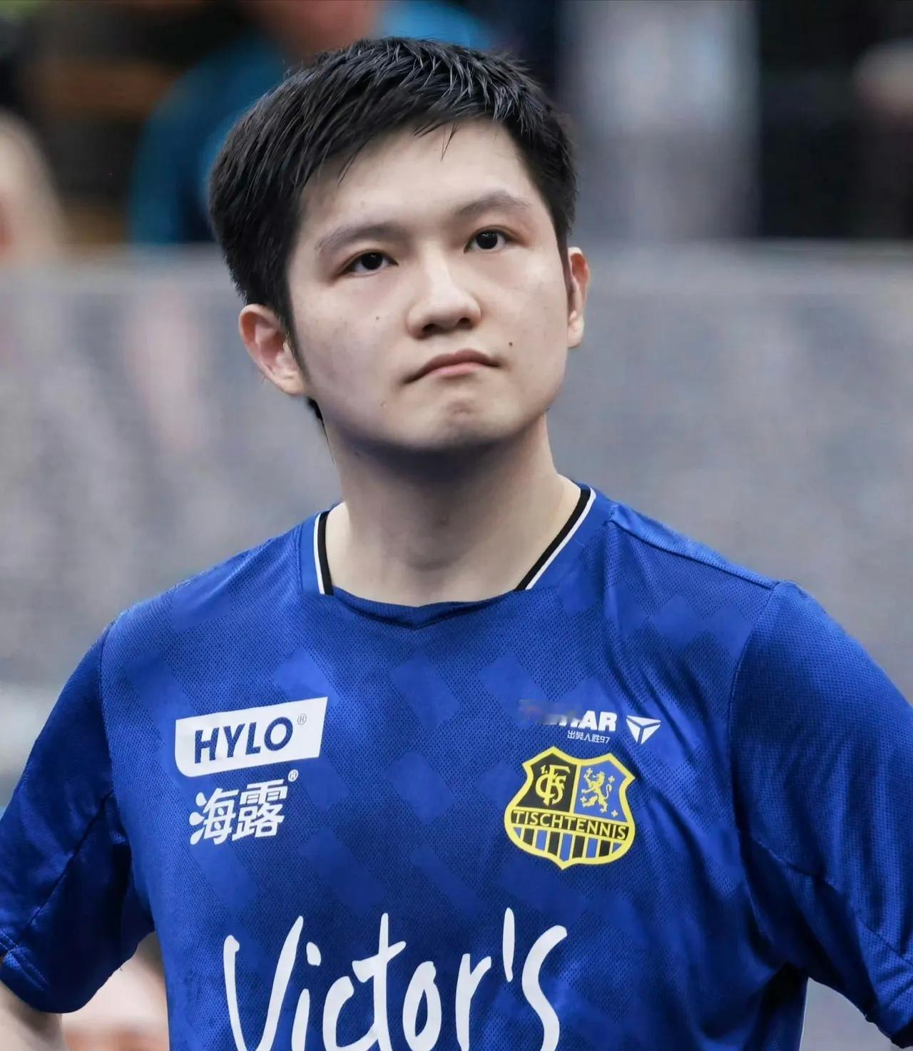 有没发现，樊振东德甲告别现场，最戳人的不是他全程说英语，而是这句走心的话：“今