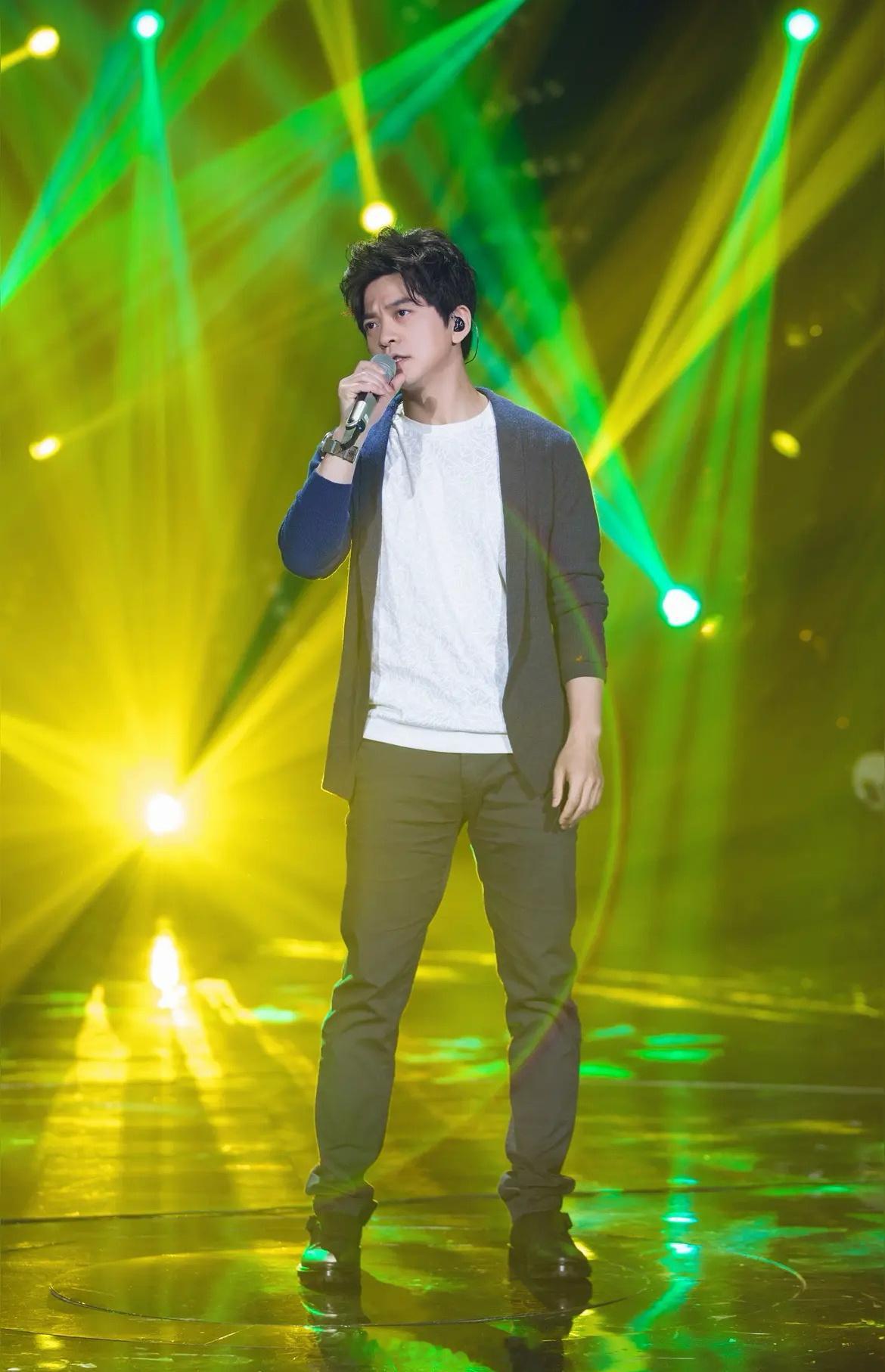 王菲或将登马年春晚今年春晚最大悬念来了！天后虽未现身联排，但这符合她一贯“空降