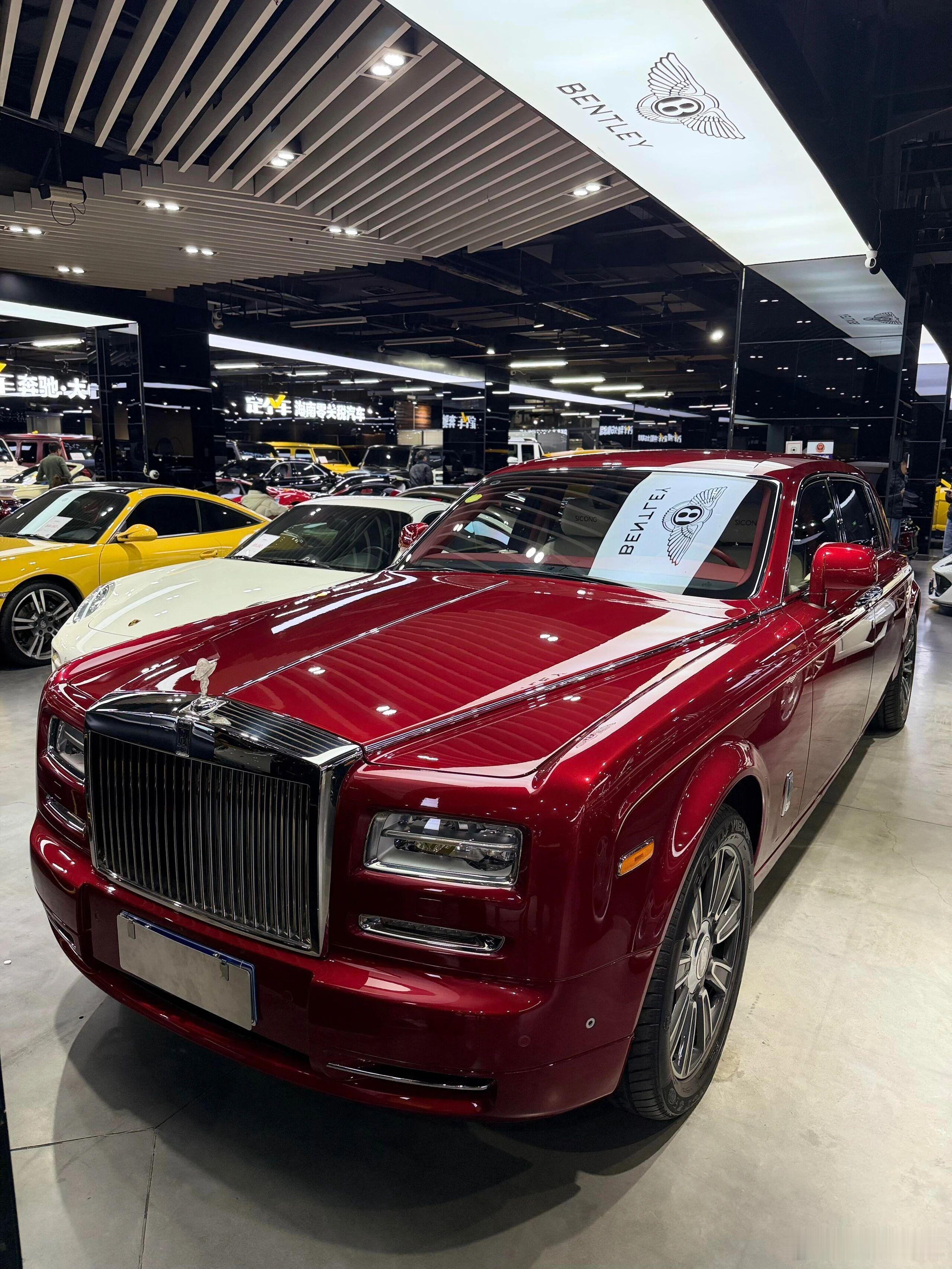 王者荣耀挑战者杯王校长的幻影定制版，尊贵身份绝版定制。江湖再无此车，挥别不回头。