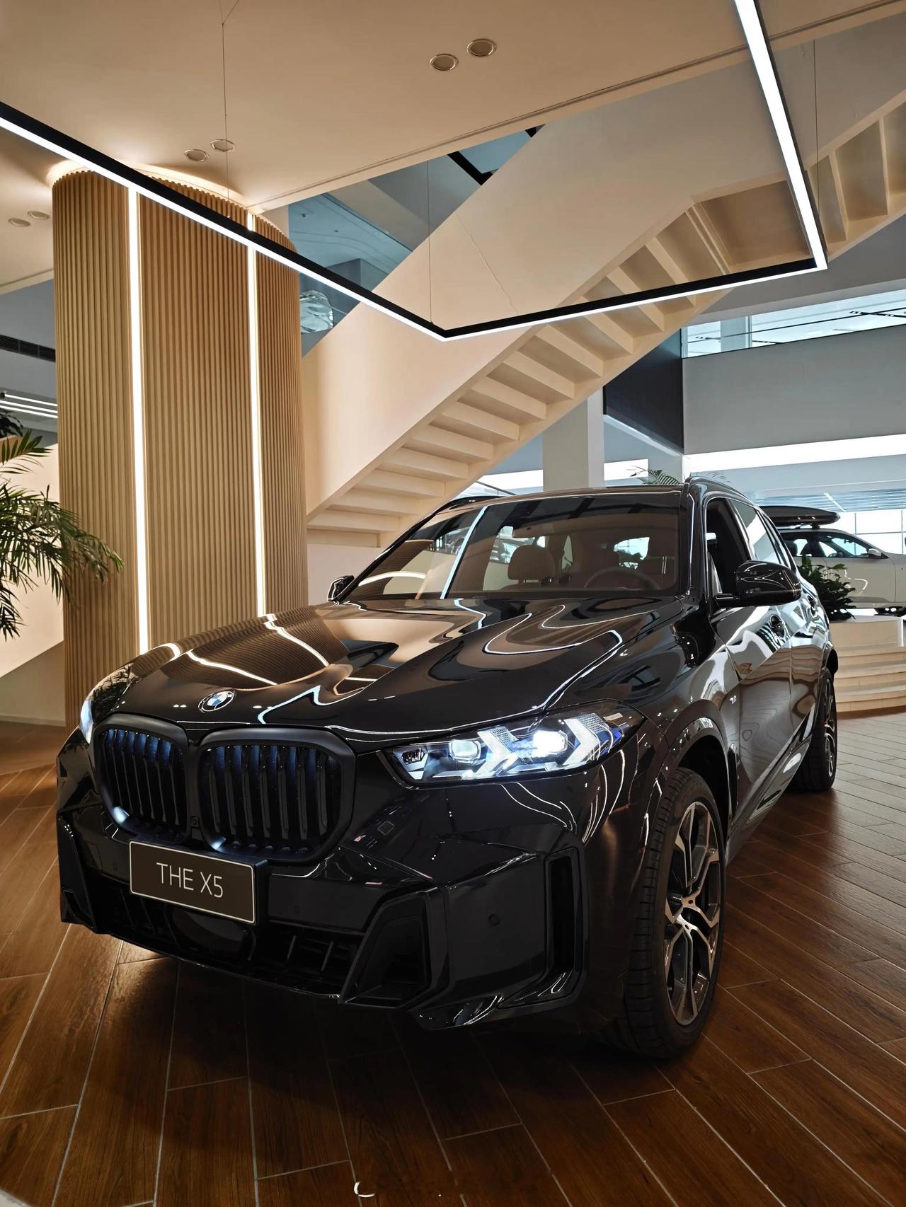 开这辆车回老家过年，你猜村里人会投来什么眼光？