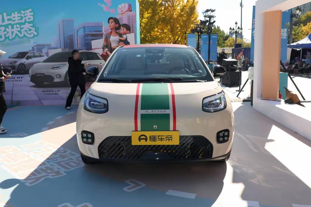 如果没记错的的话，埃安UTSuper这款车在京东作为“京东小车”发布之前，就已