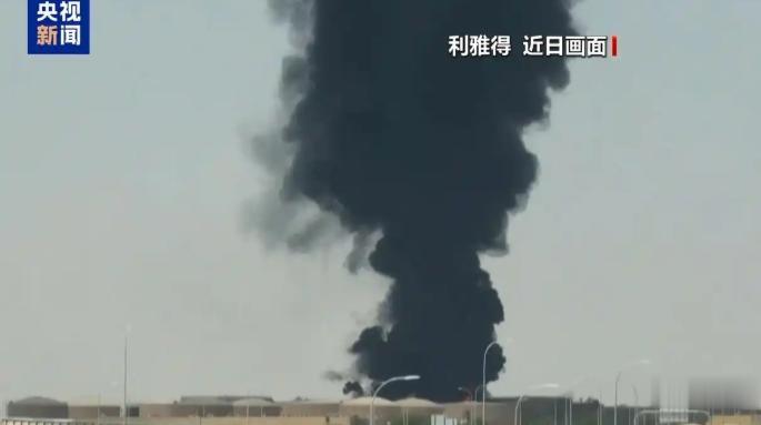 胡塞武装摸到精髓了！与其伤其十指，不如断其一指。胡塞打沙特，其他目标不怎么碰，就