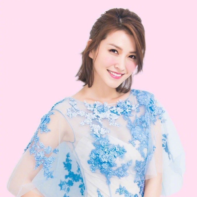 徐洁儿头像我以为进了家族群徐洁儿头像妈感好重仔细想想，徐洁儿这头像其实挺聪明的—