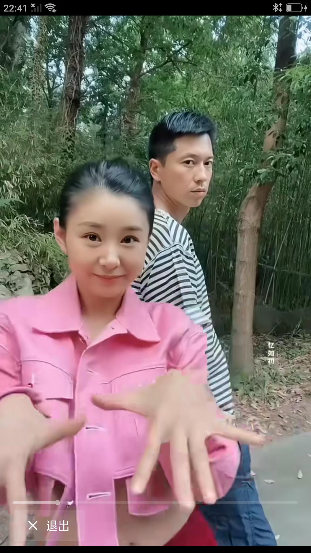 【王雷和李小萌是娱乐圈被大家公认的明星夫妻，结婚多年零绯闻，这在娱乐圈中是极为少