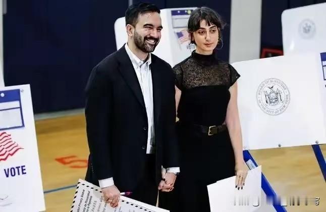 特朗普急眼了！纽约杀出个34岁“狠人”马姆达尼，印度裔、穆斯林、力挺福利改革