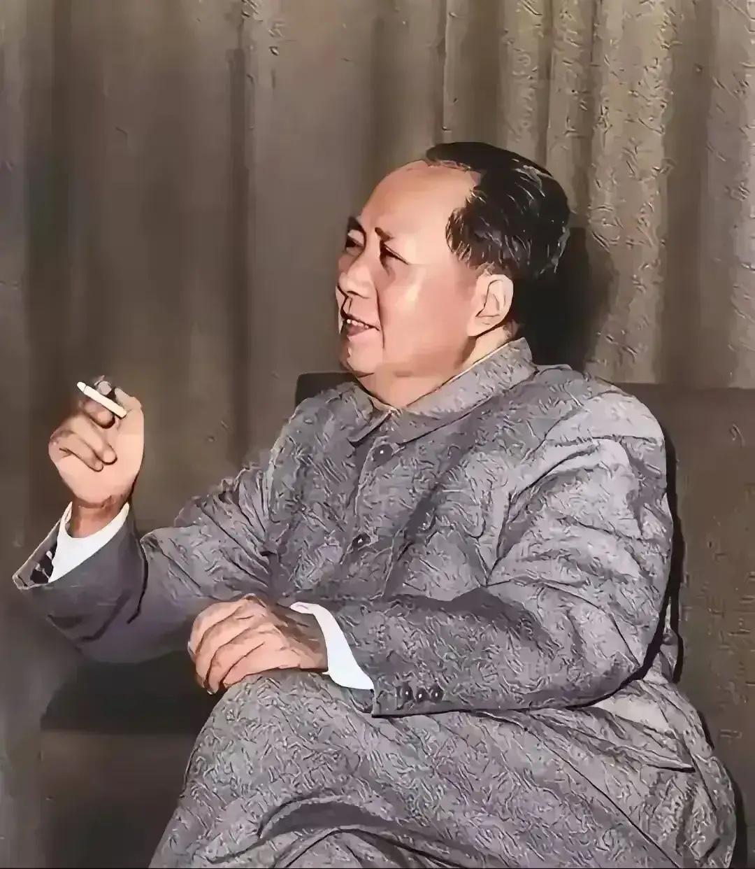 这是毛主席最惬意的时刻，都看看吧，一代天骄！光明磊落！伟岸挺拔！和蔼可亲！我