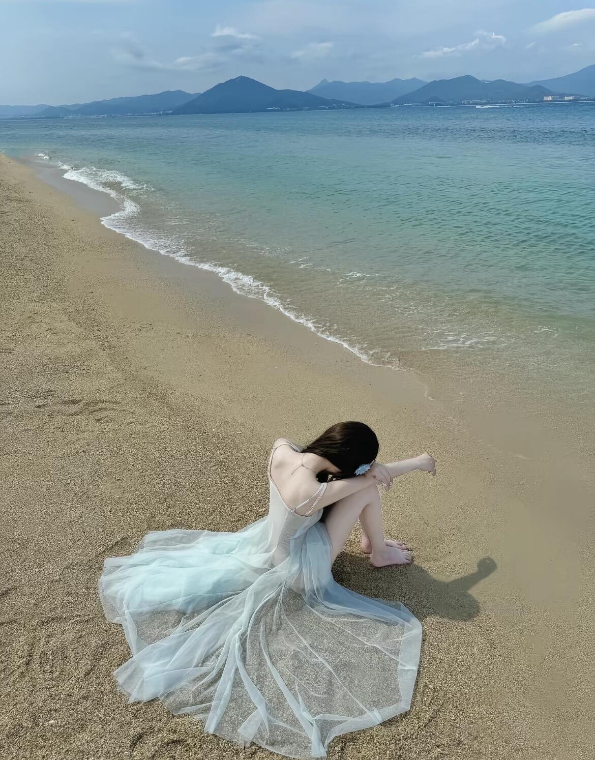 屋子收拾的再干净，饭做的再好吃，都不如自己，多挣点钱来得踏实。你把地