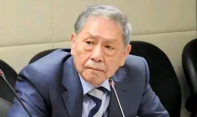 台湾那位退役中将帅化民，最近说了句让岛内炸锅的话。他的意思很直白：赖清德这趟偷偷