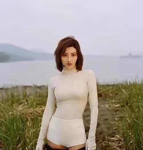 张继科再度爆红，现在最后悔的应该是景甜。但是世界上什么药都有，就是没有后悔药。本