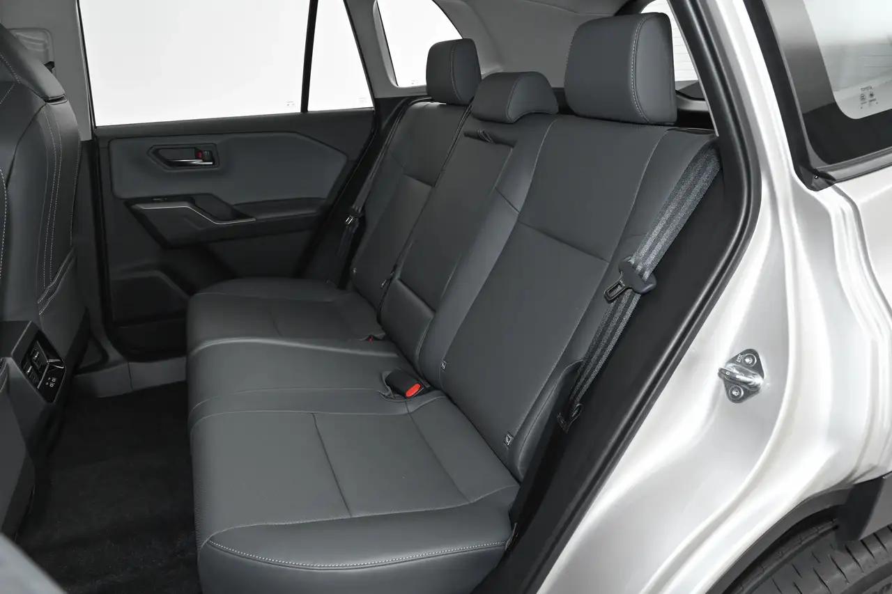 这就是赤裸裸的现实，记住新口诀，选车不纠结：1、三年不换车——买韩系2、五年