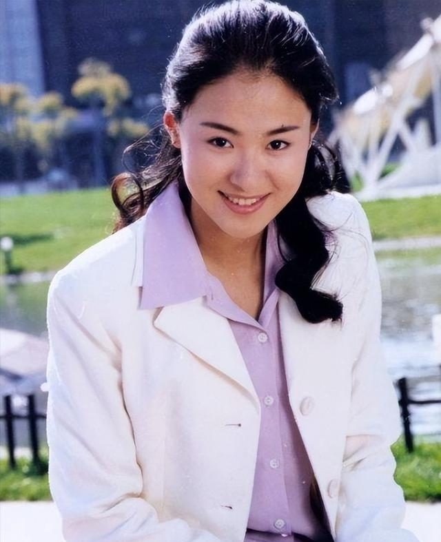 当年，沈傲君准备和同居6年的男友聂远结婚，却不想就在她拿出200万准备结婚事宜时