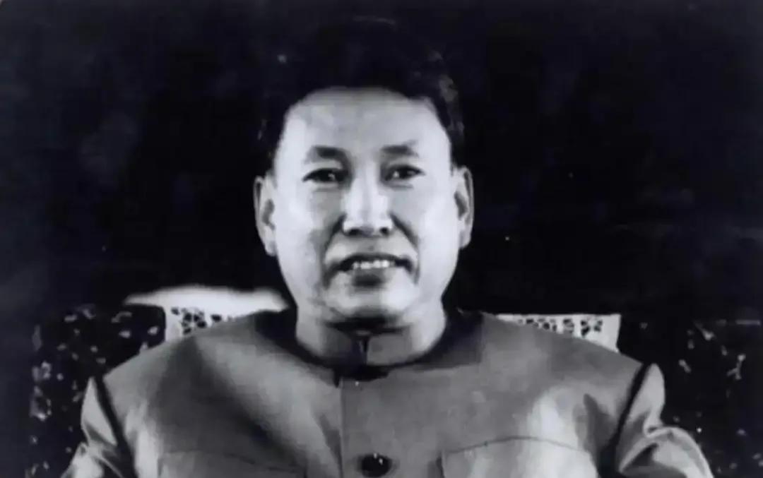 宫斗剧近来好像不让演了，我还挺爱看的。谁能想得到，在东南亚小国，一位宫斗的失败