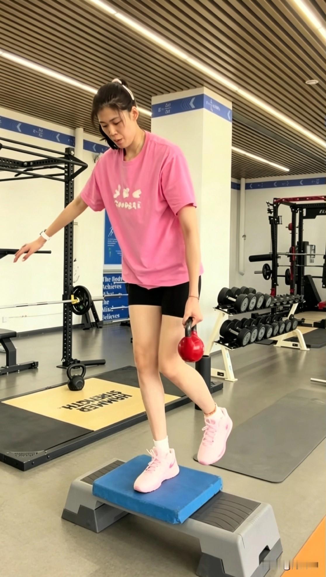 🔥突发！李盈莹缺席漳州集训，独自留津康复，世联赛出战成疑5月