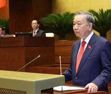 越南那边可能要出大事了，63个省份一口气砍到34个县级建制全部撤掉，这场行政区划