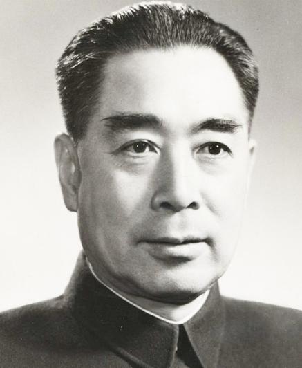 1976年尼克松想给周总理扫墓，但秘书却告诉他，没有墓可扫，周总理的骨灰已经撒向