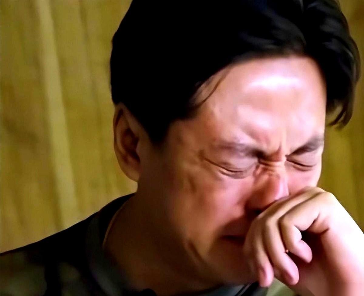 妈呀，46岁。一个男人，到了这个岁数，才终于过上了「没人管」的日子。汤唯都成