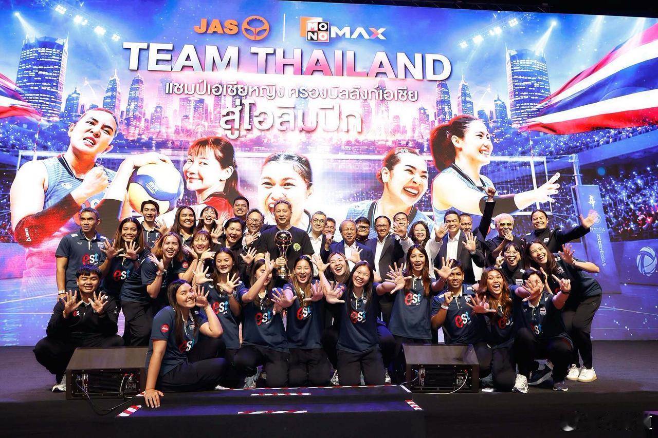 泰国女排已经收到2876万泰铢的奖励，约合人民币568万元。泰国赞助商宣布将