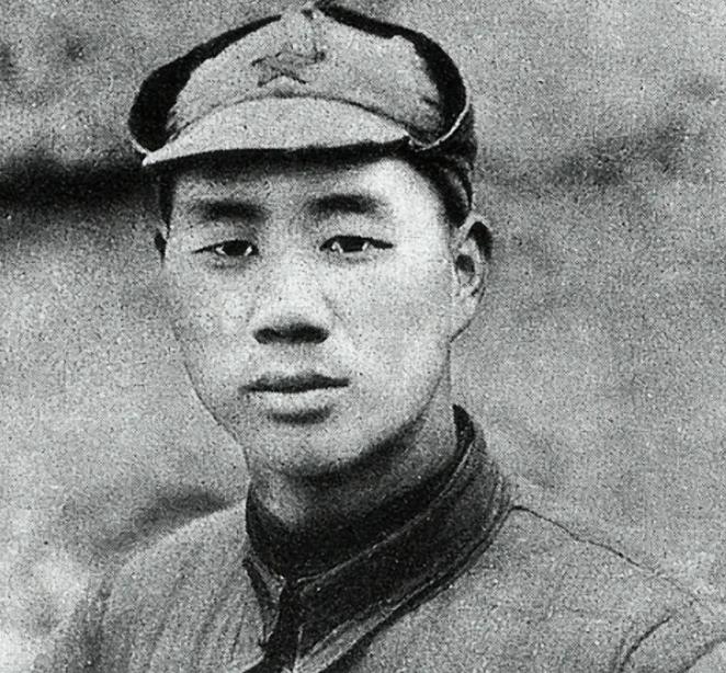 1937年，八路军独立团团长杨成武硬着头皮邀地主聚餐，盼着乡绅们出钱支援抗日，谁