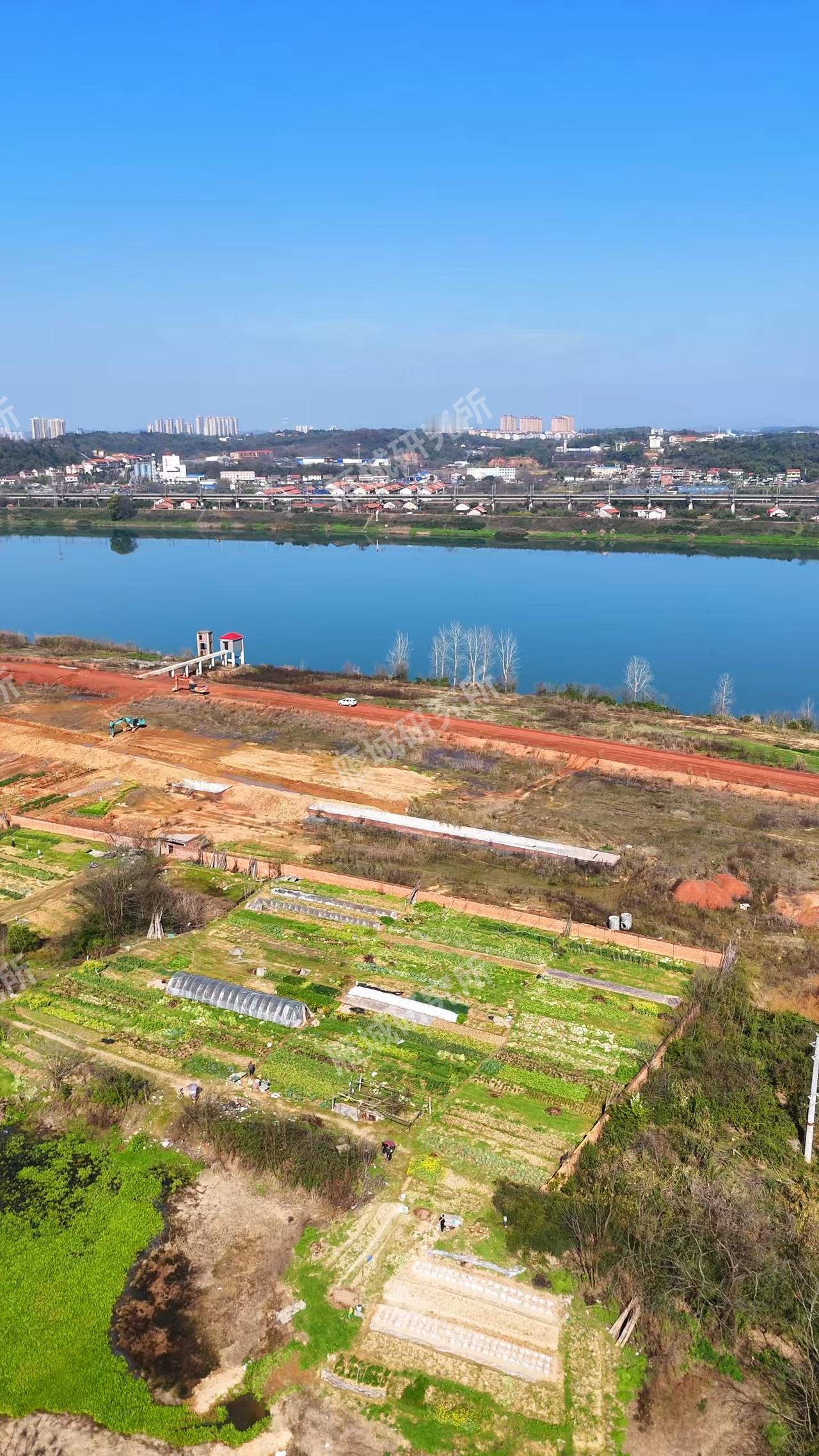 正式复工了！衡阳这段湘江风光带来了 5月10日，衡阳雁峰防洪保护圈项目正式复