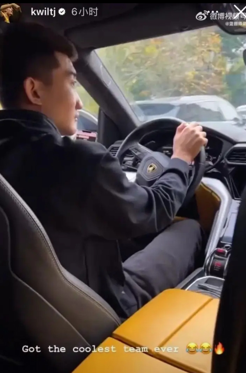 亿万身价的篮球巨星：孙铭徽的财富之路与冠军奖金的不屑一顾