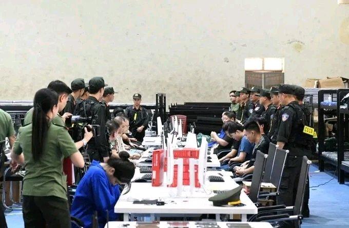 越南警方立大功了！6月11日通报，一支从柬埔寨逃窜的跨国电诈团伙，刚在越南装好设