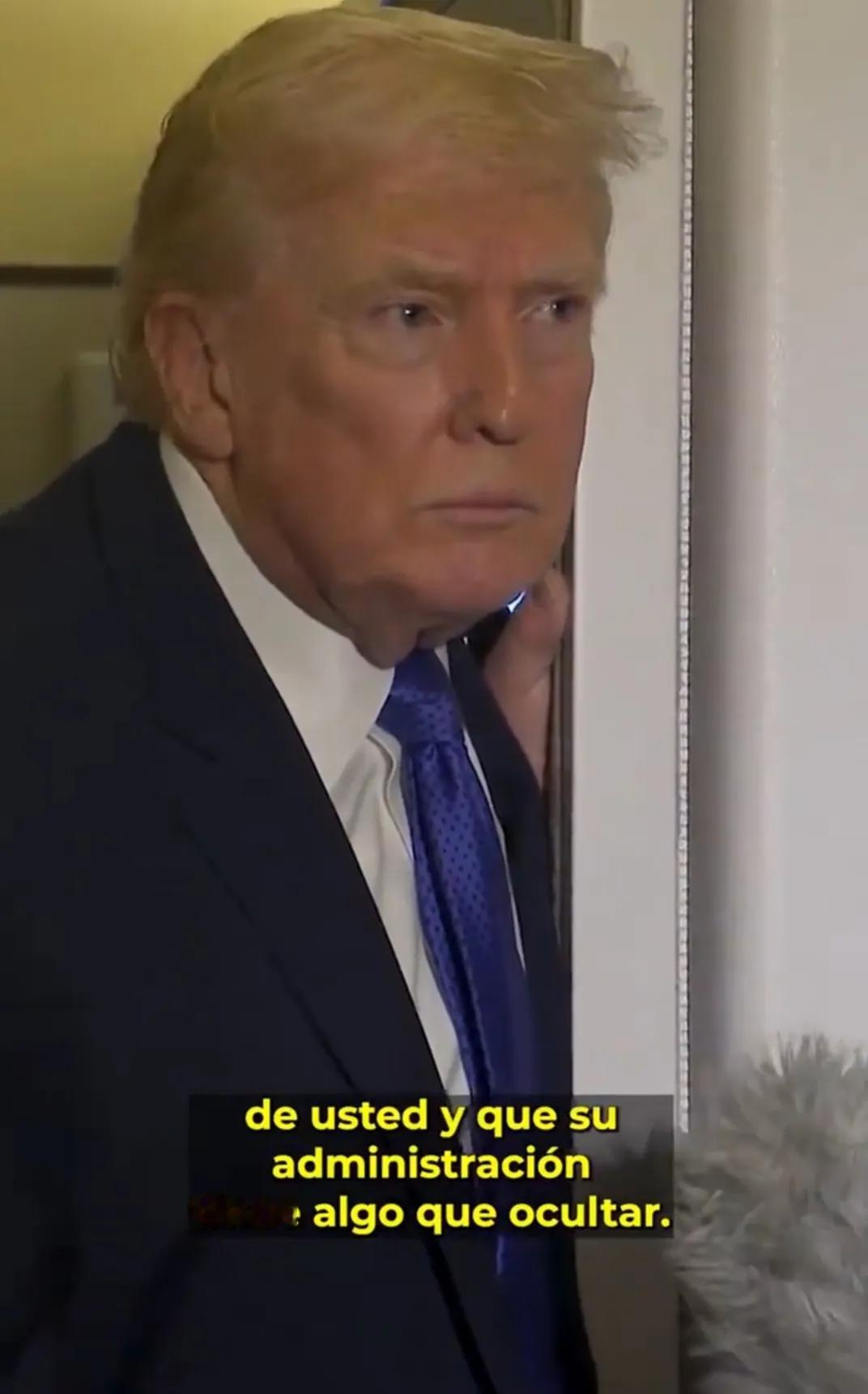 美国总统特朗普昨晚（美国当地时间）在“空军一号”上就爱泼斯坦案回答记者提问时表示