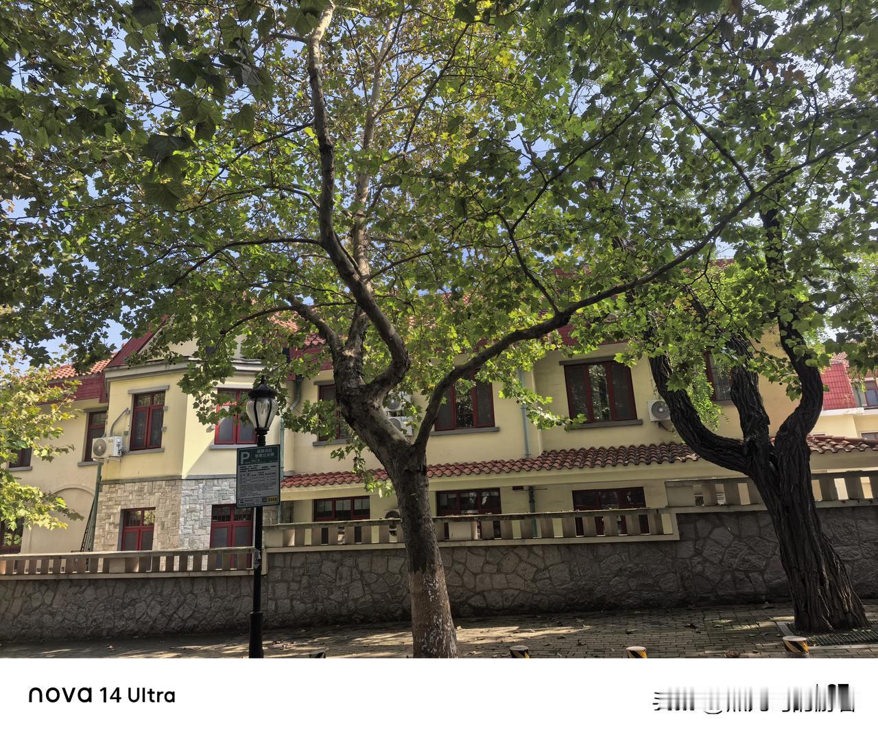 物业移交社区管理：破解财政困局的新途径在当前的物业管理模式中，物业公司常被指责