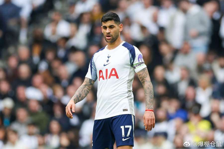 【解约条款】热刺后卫罗梅罗的父亲维克托接受采访时表示：“罗梅罗与热刺的合同还剩2