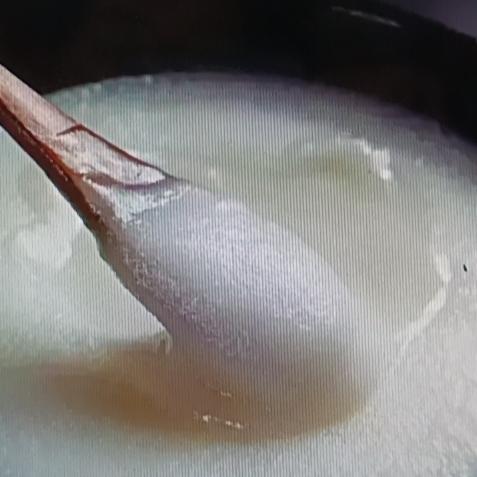 猪油这东西，争议可大啦。有人觉得它不健康，尤其对糖尿病患者，可别多吃。从医学角度