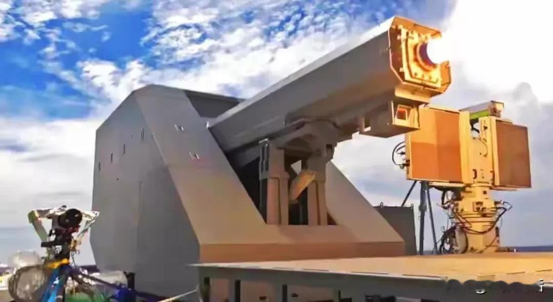 日本是不是铁了心要同中国硬扛到底？高市早苗一开始用涉台言论挑衅中国，我还以为