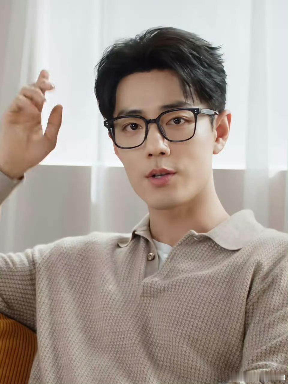 高质感年上和委屈小狗年下肖战你最喜欢哪个版本我都要