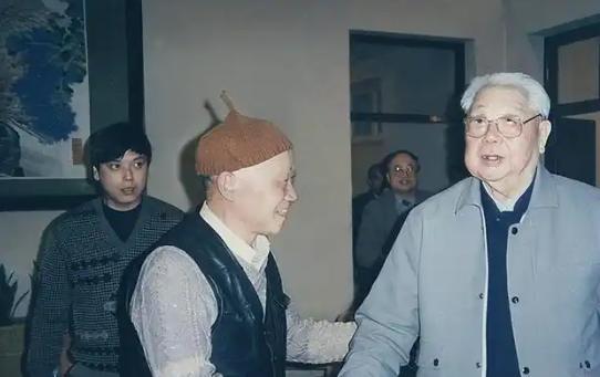 1982年，陈锡联上将的二儿子不幸牺牲，那时的陈锡联已经年近70，中央害怕他会过