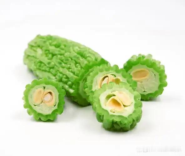 餐桌上的胰岛素：控糖人最爱5道菜，建议多吃，血糖更稳！秋风渐起，叶落无声，正如