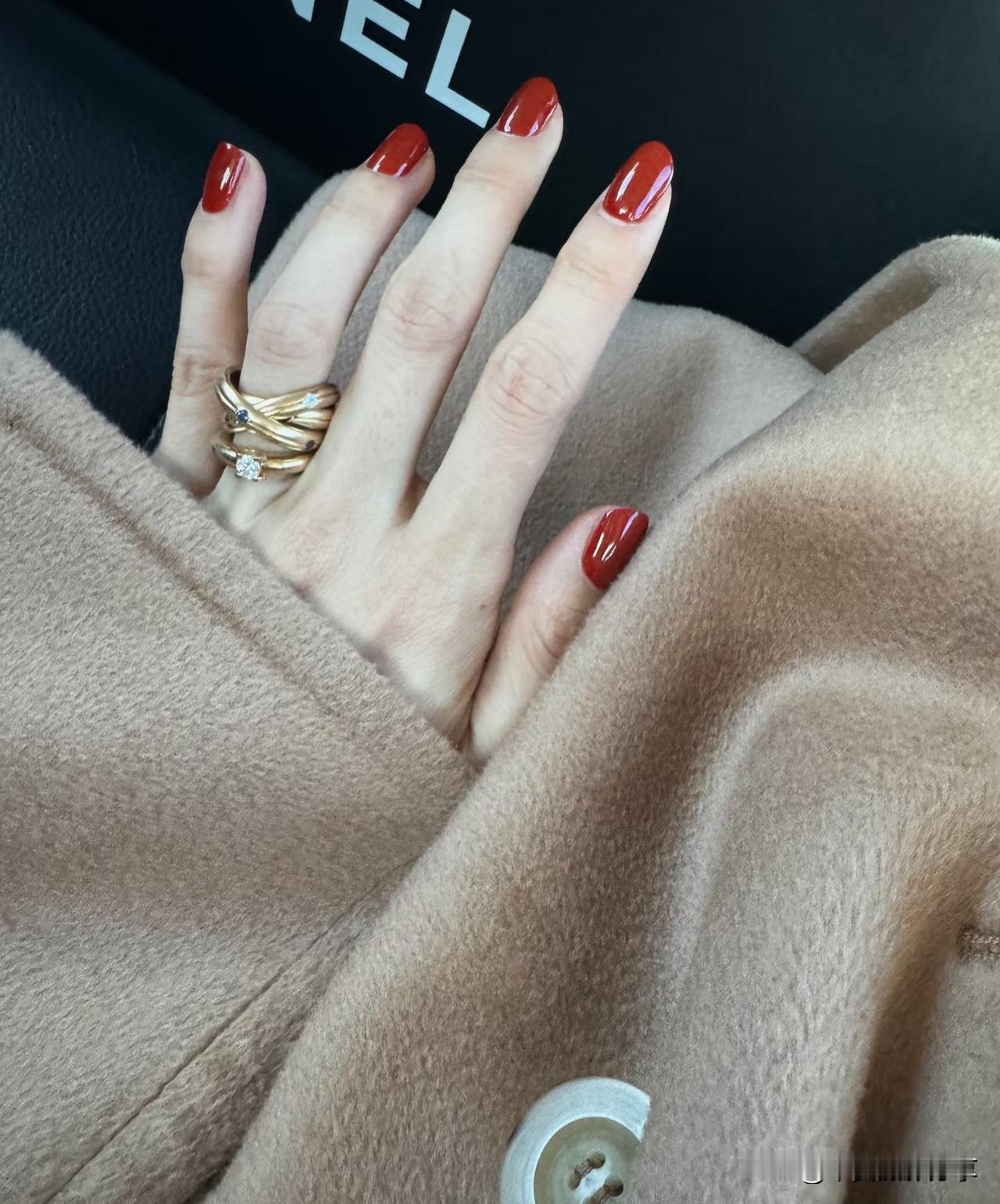 本命年一匹老马了[捂脸哭]