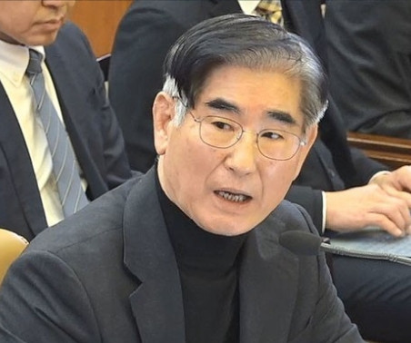 6月24日韩国首尔高等法院刑事20部驳回了前国防部长金龙显方面针对法院保释决定提