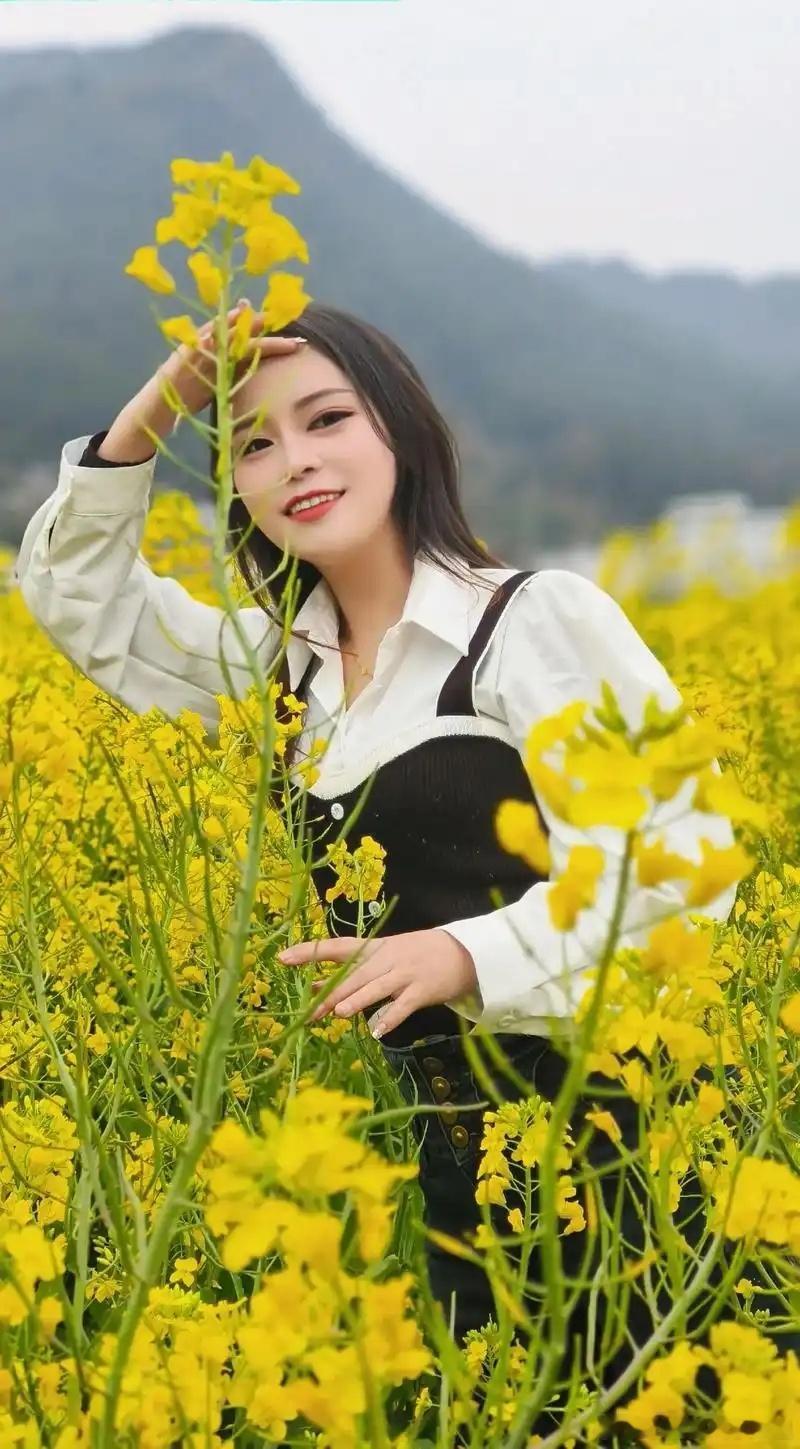 属鼠的和什么属相不合属鼠人和属羊人不合。虽然表面上看起来两个人相处起来十分和谐，