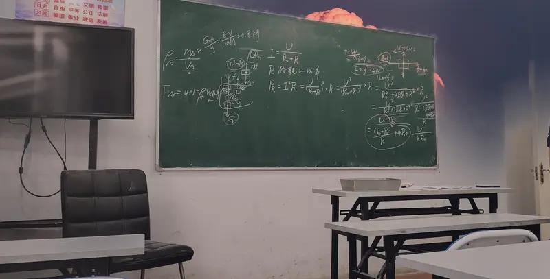 2026年，选择文科的依然不会多，比例会多一点吗，不太可能去年是12个理科班