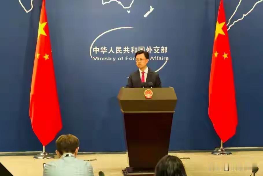 离谱！窜台踩红线被中国拒入境，韩国议员居然还上门抗议！中方回应太解气我一直