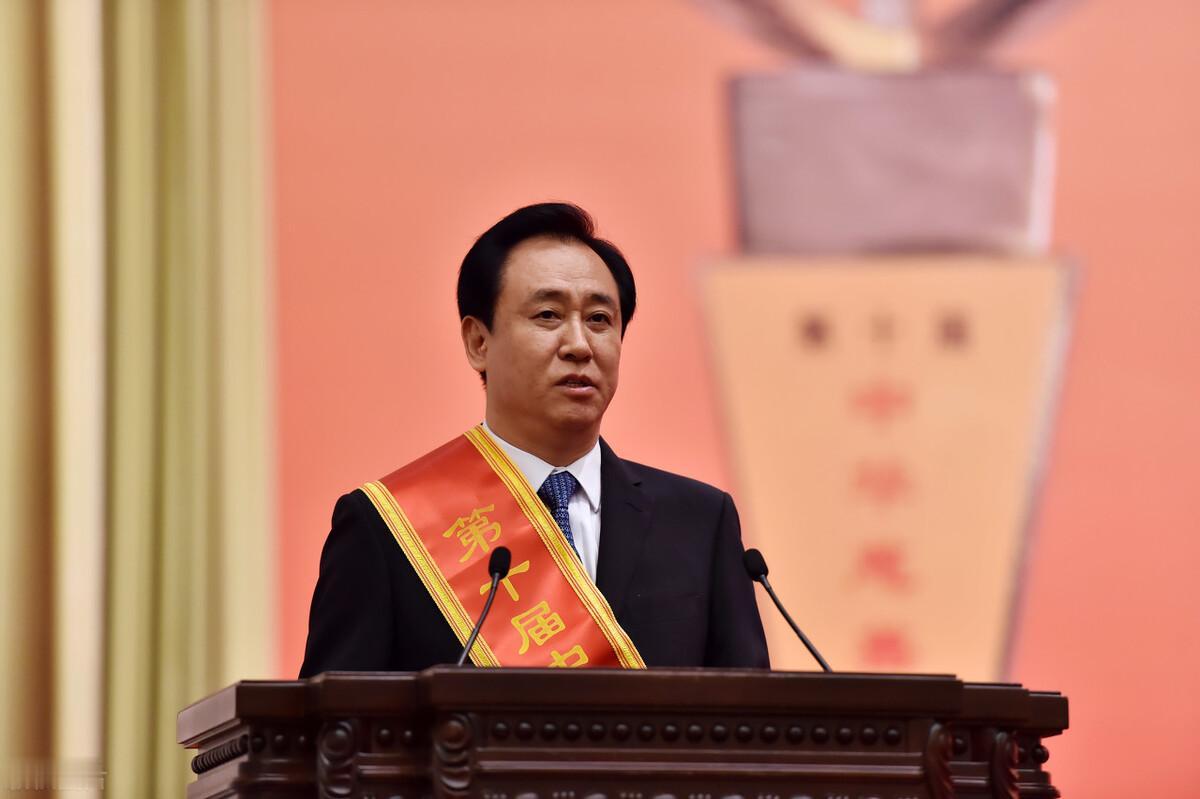 在廣東發家致富的外省富豪有:许家印（河南周口）-身份：前中国首富、恒大集团