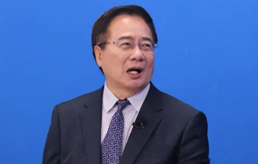 蔡正元总算不发癫了！竟然肯帮薛剑说话！蔡正元这话说得有意思。薛剑的表态