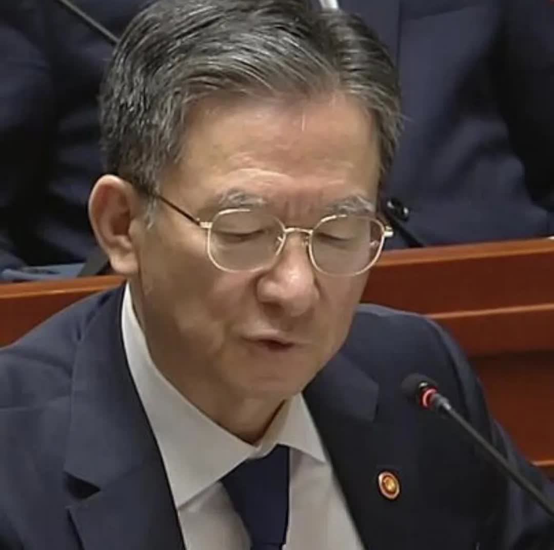 法务部长郑成浩趁李在明出国时机反对“检察改革4法案”，直指两大机构设立问题