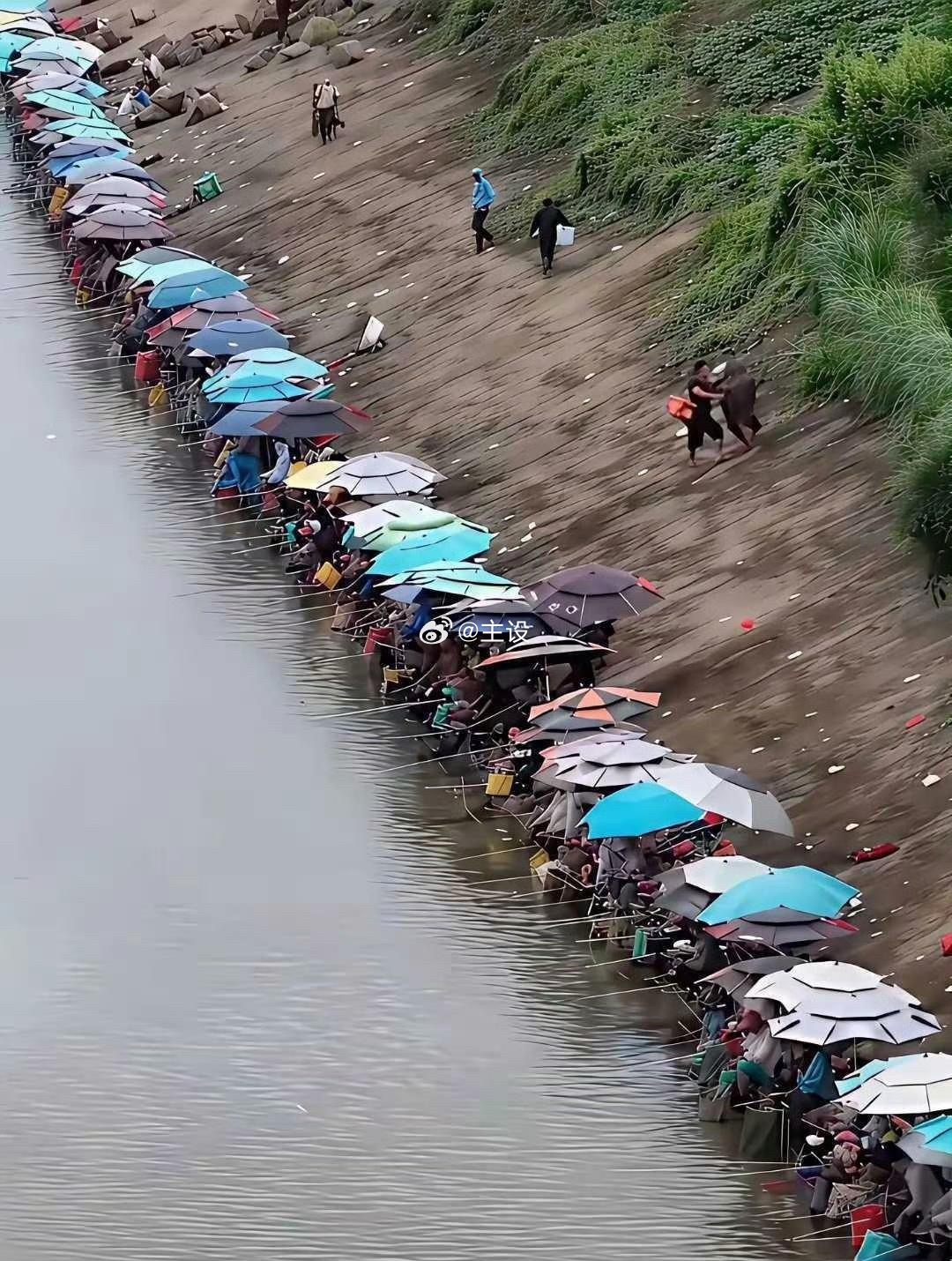如果在这里做生意，你说卖点什么好？