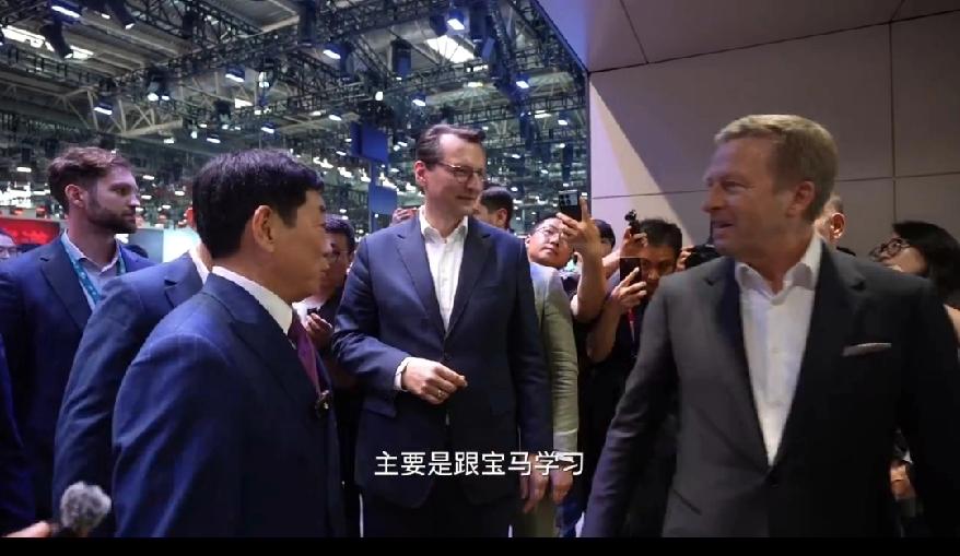 这次北京车展，哪个展台外国人最多？答案是长城汽车，有图有真相，原来歪果仁也知道